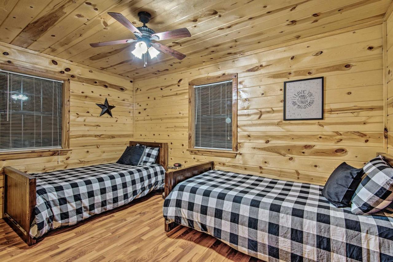 Broken Bow Starlight Cabin With Private Hot Tub! Exterior photo