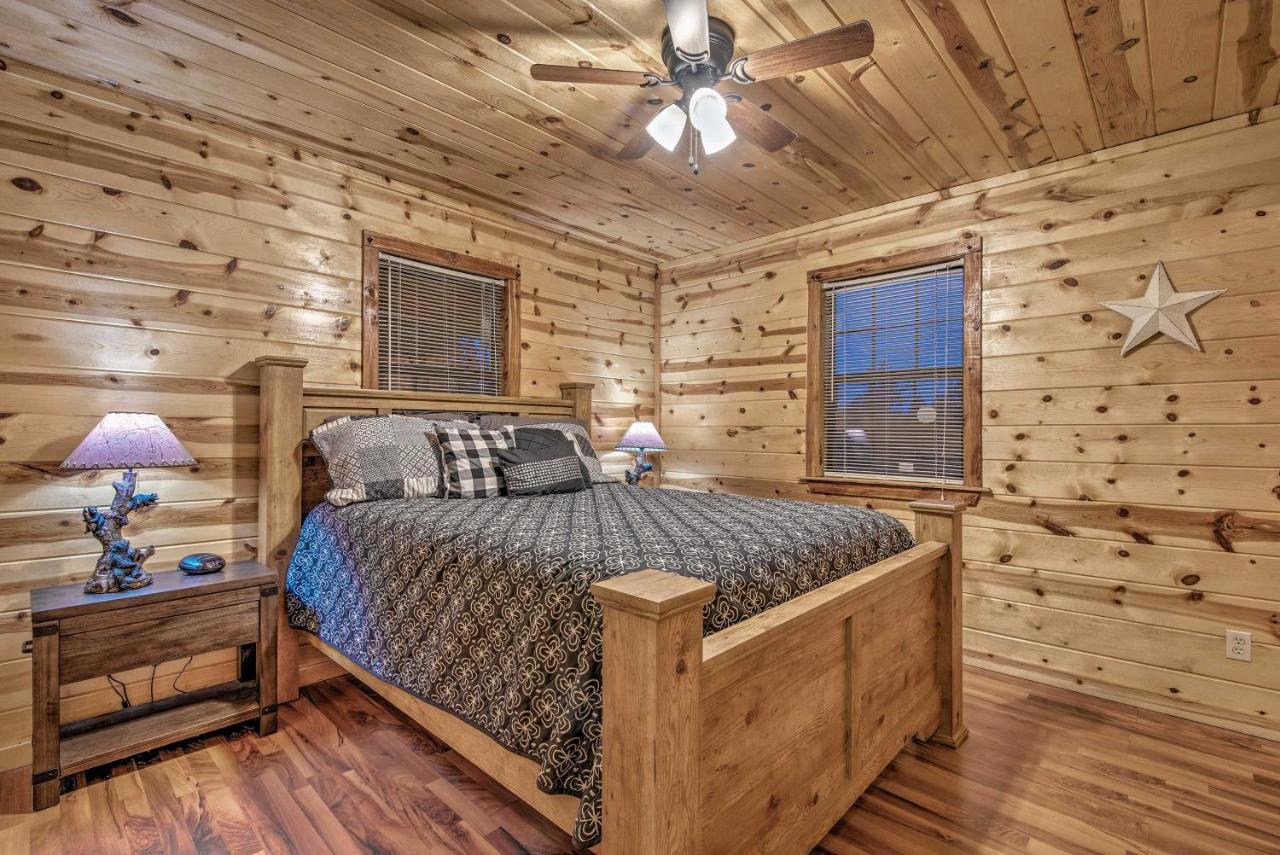 Broken Bow Starlight Cabin With Private Hot Tub! Exterior photo